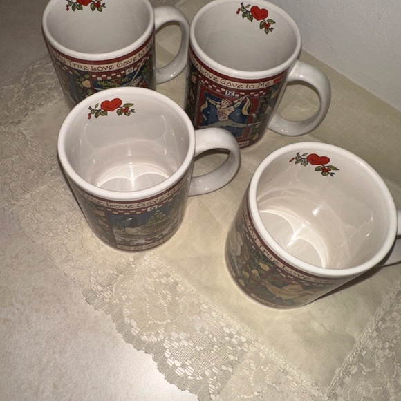 “The Twelve Days of Christmas" mugs - designed by Betty Whiteaker - Picture 3 of 4